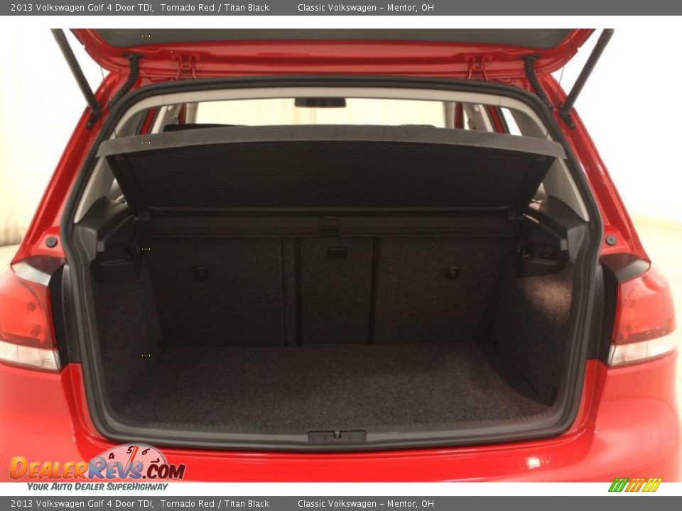 2013 Volkswagen Golf 4 Door TDI Tornado Red / Titan Black Photo #28