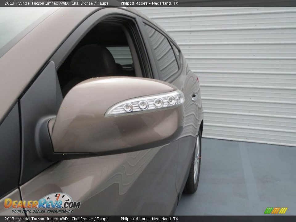2013 Hyundai Tucson Limited AWD Chai Bronze / Taupe Photo #11
