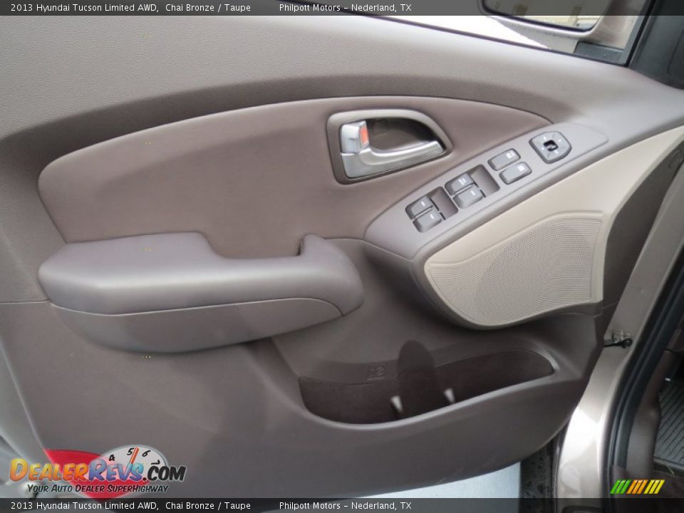 Door Panel of 2013 Hyundai Tucson Limited AWD Photo #21