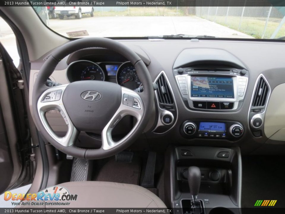 Dashboard of 2013 Hyundai Tucson Limited AWD Photo #26