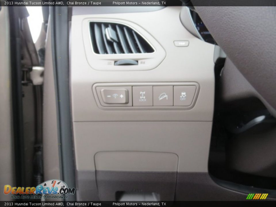 2013 Hyundai Tucson Limited AWD Chai Bronze / Taupe Photo #35