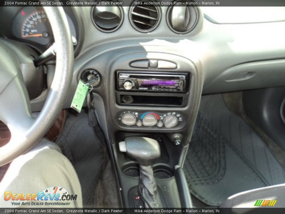 2004 Pontiac Grand Am SE Sedan Greystone Metallic / Dark Pewter Photo #11