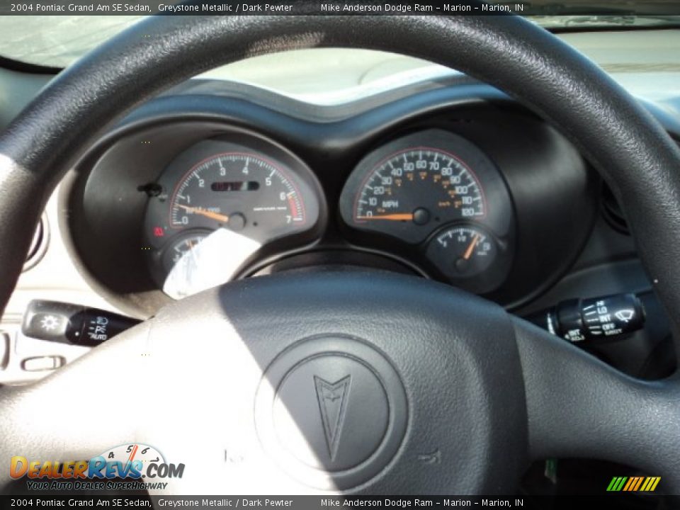 2004 Pontiac Grand Am SE Sedan Greystone Metallic / Dark Pewter Photo #12