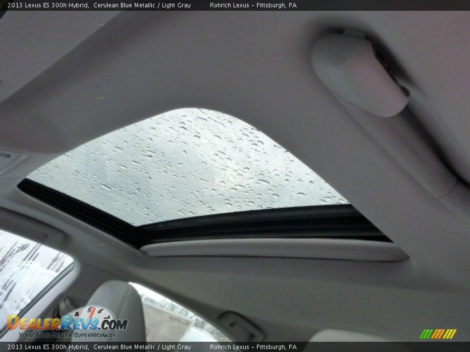 2013 Lexus ES 300h Hybrid Cerulean Blue Metallic / Light Gray Photo #15