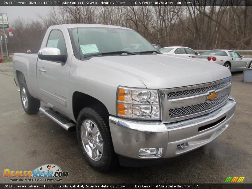 Front 3/4 View of 2013 Chevrolet Silverado 1500 LT Regular Cab 4x4 Photo #10