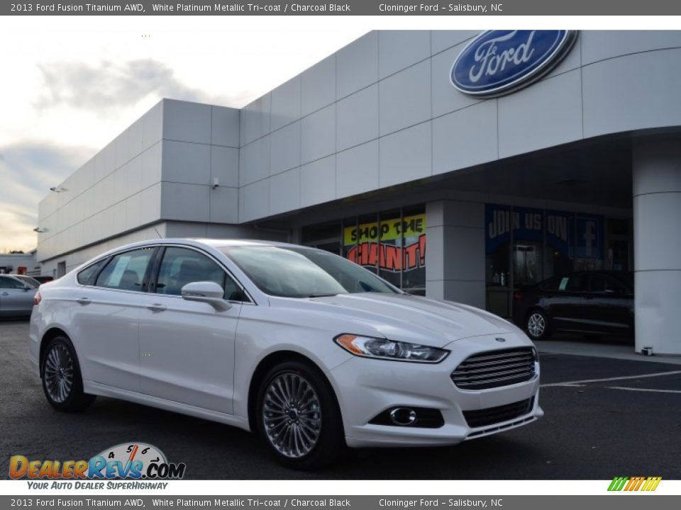 Front 3/4 View of 2013 Ford Fusion Titanium AWD Photo #1