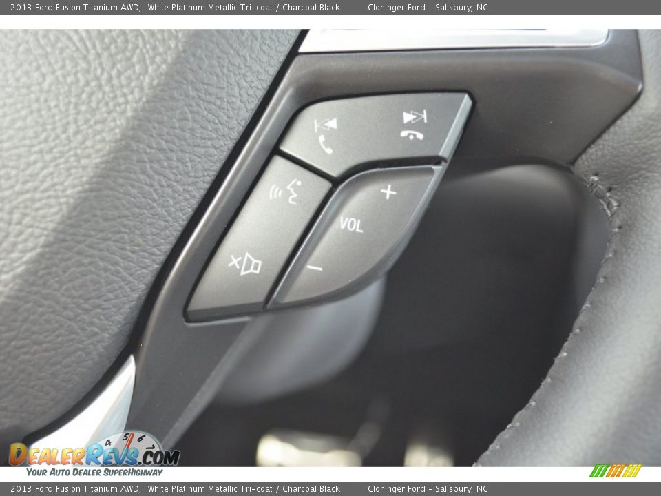 2013 Ford Fusion Titanium AWD White Platinum Metallic Tri-coat / Charcoal Black Photo #33