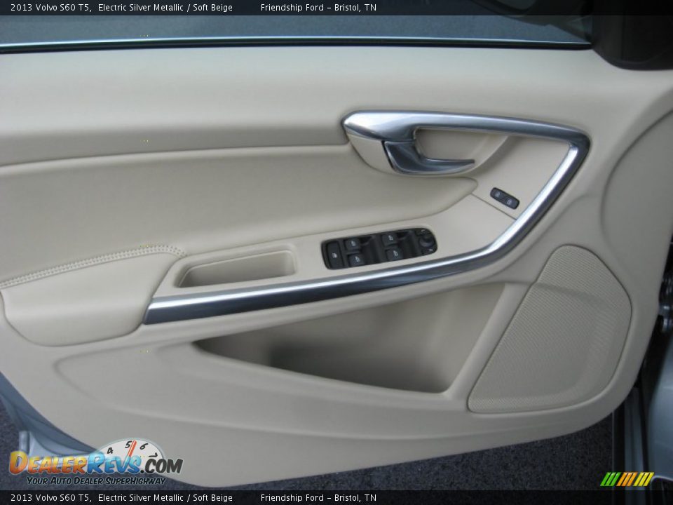 2013 Volvo S60 T5 Electric Silver Metallic / Soft Beige Photo #17