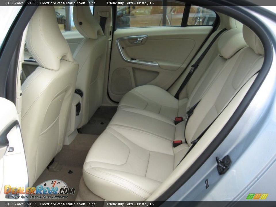 2013 Volvo S60 T5 Electric Silver Metallic / Soft Beige Photo #18