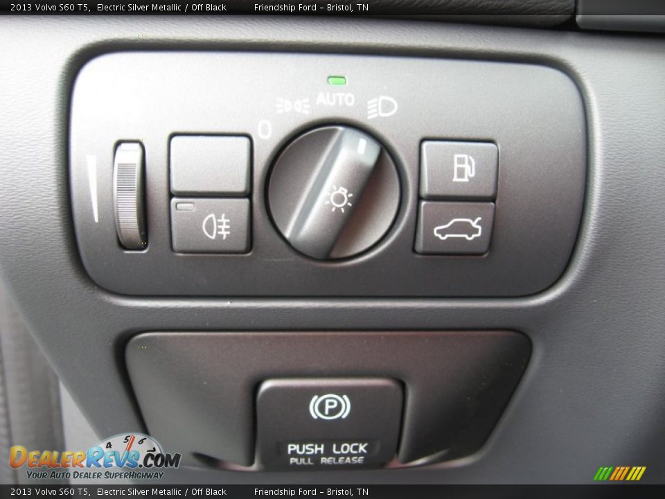 2013 Volvo S60 T5 Electric Silver Metallic / Off Black Photo #26