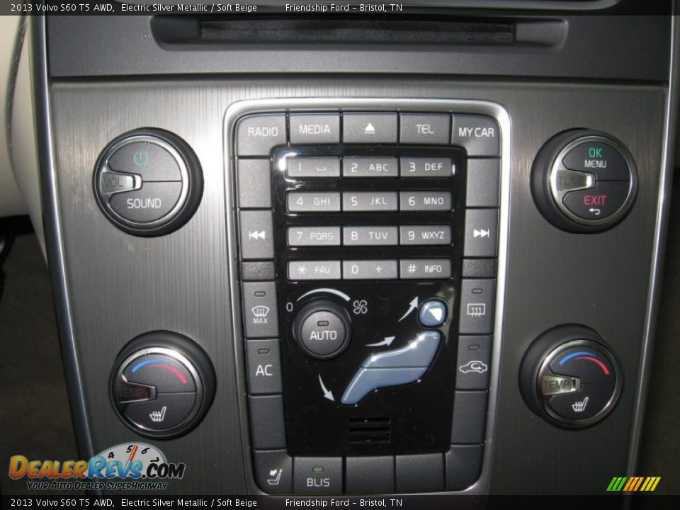 Controls of 2013 Volvo S60 T5 AWD Photo #27