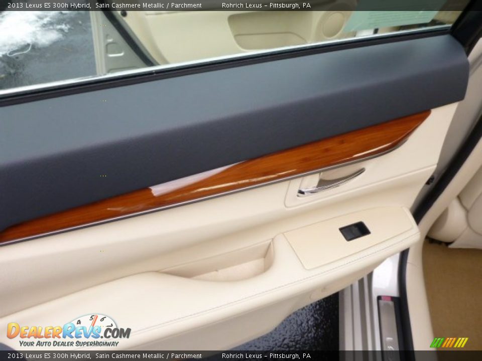 2013 Lexus ES 300h Hybrid Satin Cashmere Metallic / Parchment Photo #13