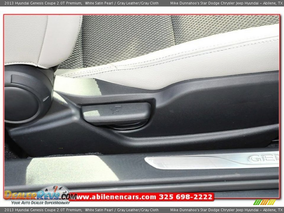 2013 Hyundai Genesis Coupe 2.0T Premium White Satin Pearl / Gray Leather/Gray Cloth Photo #23