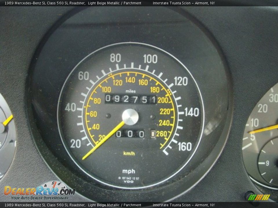 1989 Mercedes-Benz SL Class 560 SL Roadster Light Beige Metallic / Parchment Photo #13