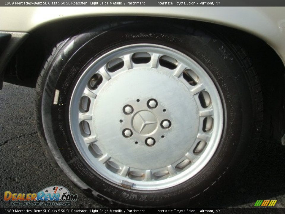 1989 Mercedes-Benz SL Class 560 SL Roadster Light Beige Metallic / Parchment Photo #22