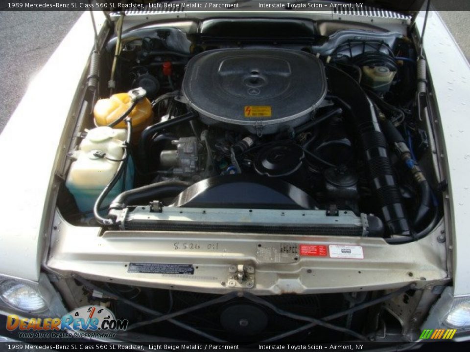 1989 Mercedes-Benz SL Class 560 SL Roadster Light Beige Metallic / Parchment Photo #24
