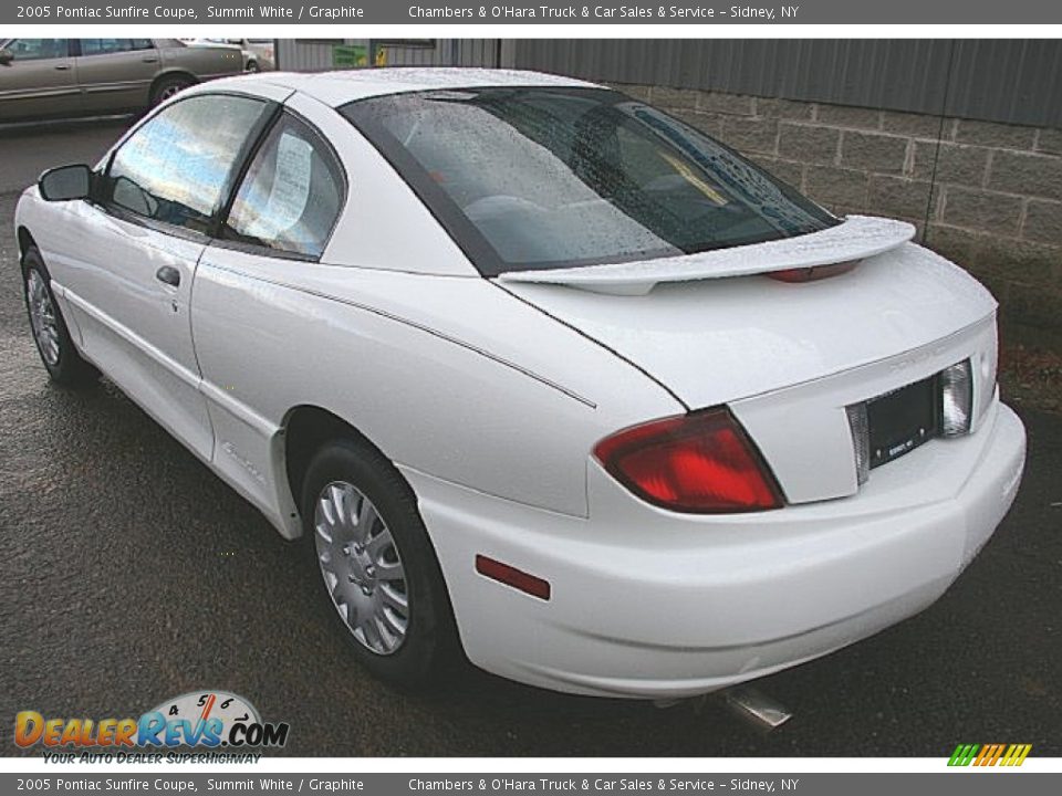 2005 Pontiac Sunfire Coupe Summit White / Graphite Photo #5