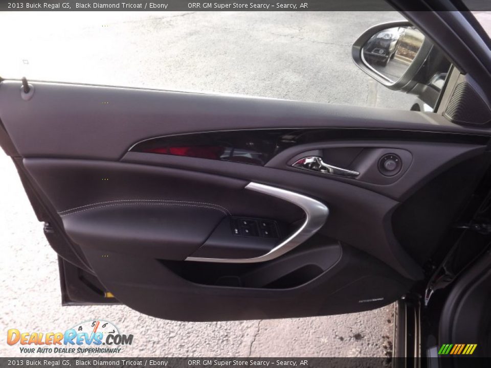 Door Panel of 2013 Buick Regal GS Photo #13