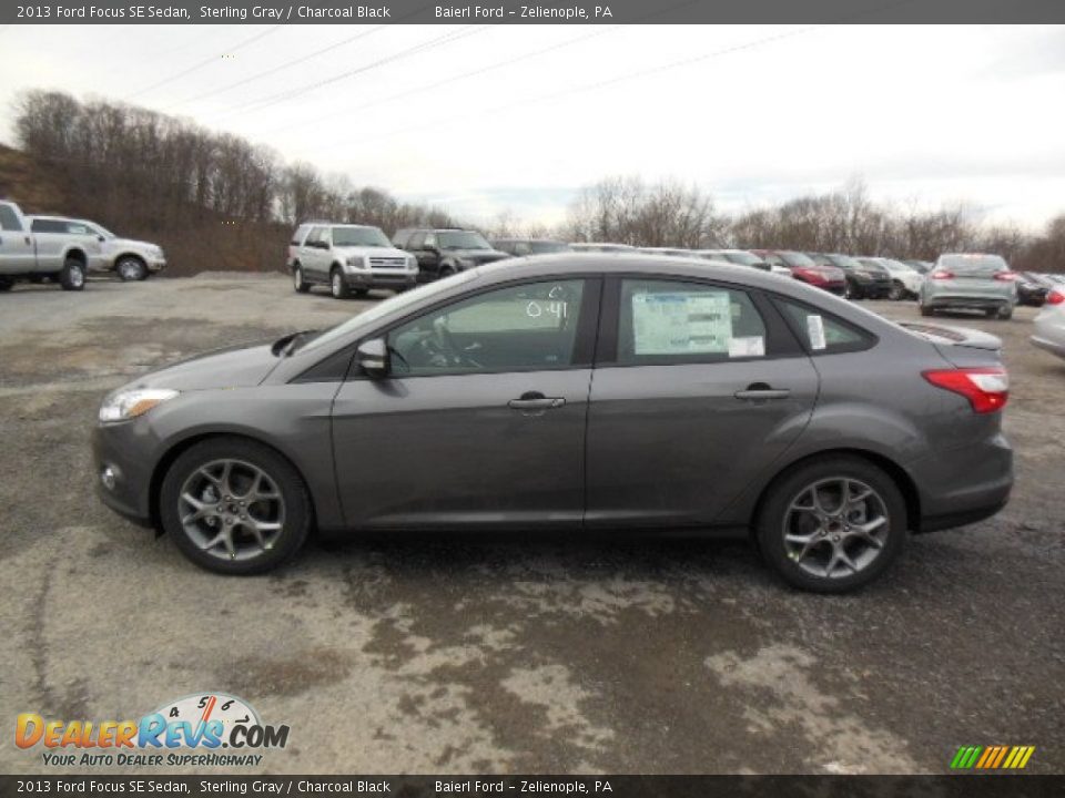 2013 Ford Focus SE Sedan Sterling Gray / Charcoal Black Photo #5