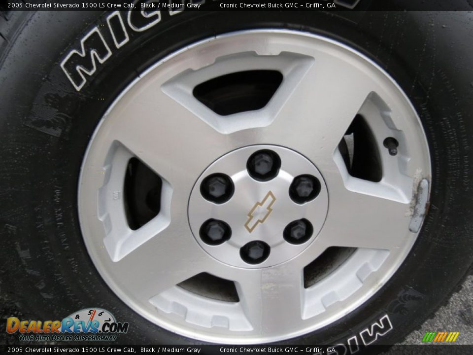 2005 Chevrolet Silverado 1500 LS Crew Cab Black / Medium Gray Photo #9
