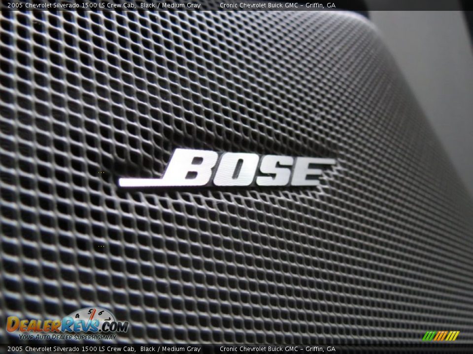 2005 Chevrolet Silverado 1500 LS Crew Cab Black / Medium Gray Photo #12