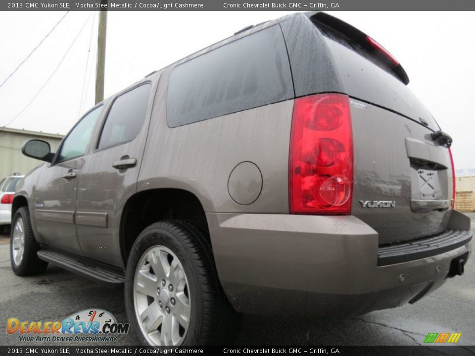 Mocha Steel Metallic 2013 GMC Yukon SLE Photo #5