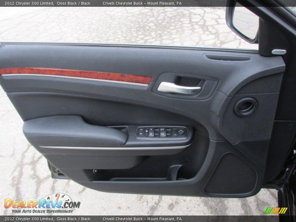 2012 Chrysler 300 Limited Gloss Black / Black Photo #13
