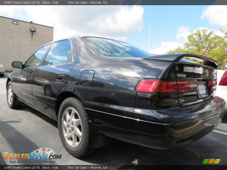 1998 Toyota Camry LE V6 Black / Oak Photo #3