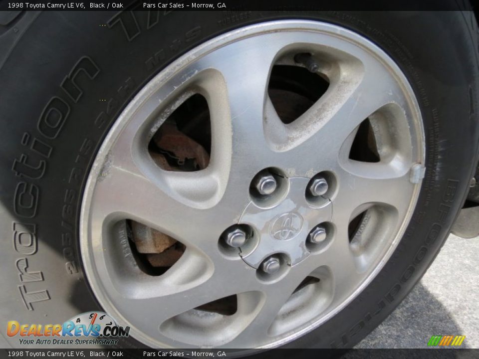 1998 Toyota Camry LE V6 Black / Oak Photo #6