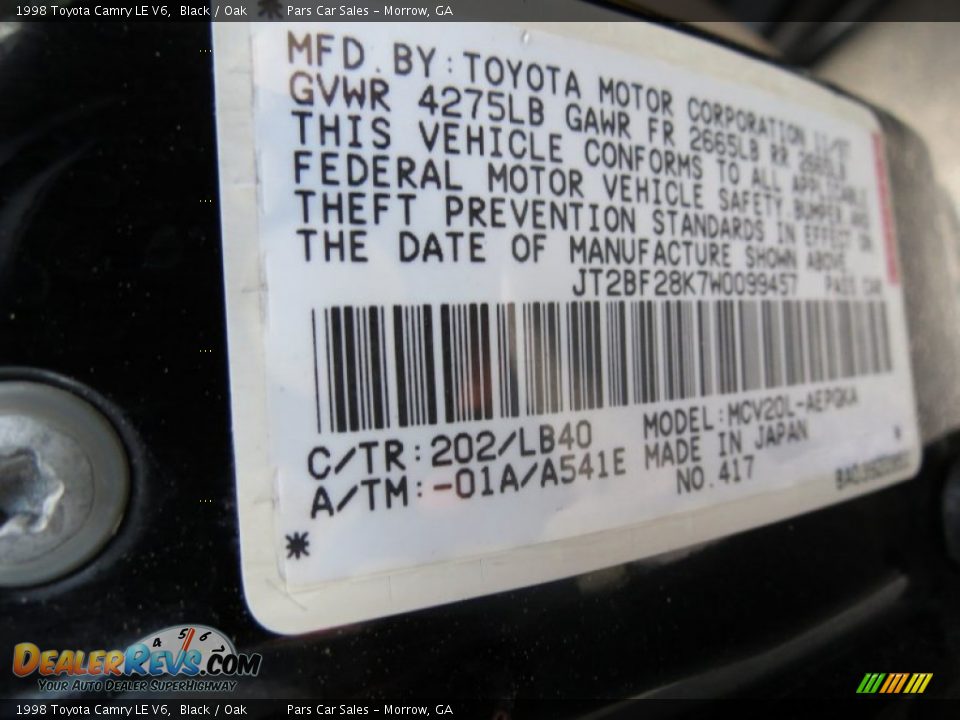 1998 Toyota Camry LE V6 Black / Oak Photo #17