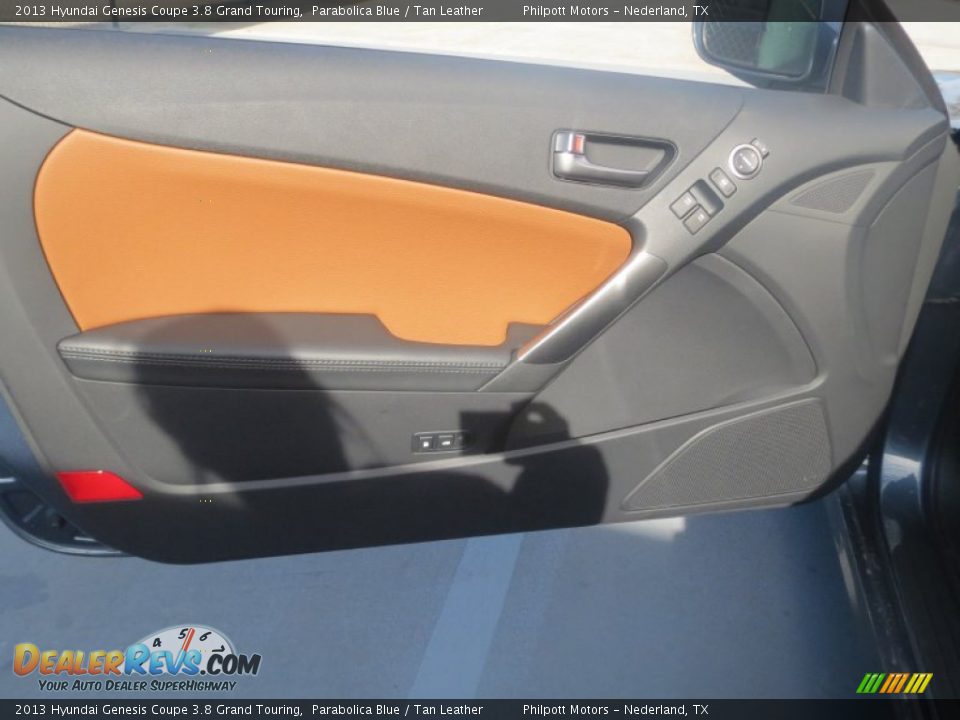 Door Panel of 2013 Hyundai Genesis Coupe 3.8 Grand Touring Photo #19