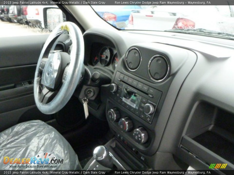 2013 Jeep Patriot Latitude 4x4 Mineral Gray Metallic / Dark Slate Gray Photo #8