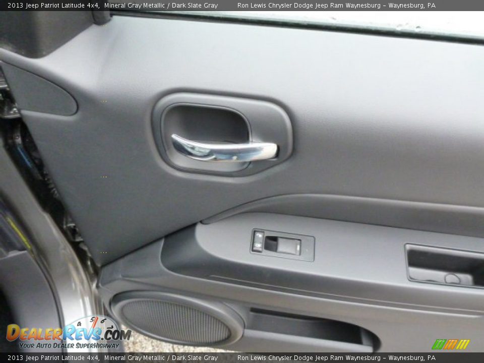 2013 Jeep Patriot Latitude 4x4 Mineral Gray Metallic / Dark Slate Gray Photo #9
