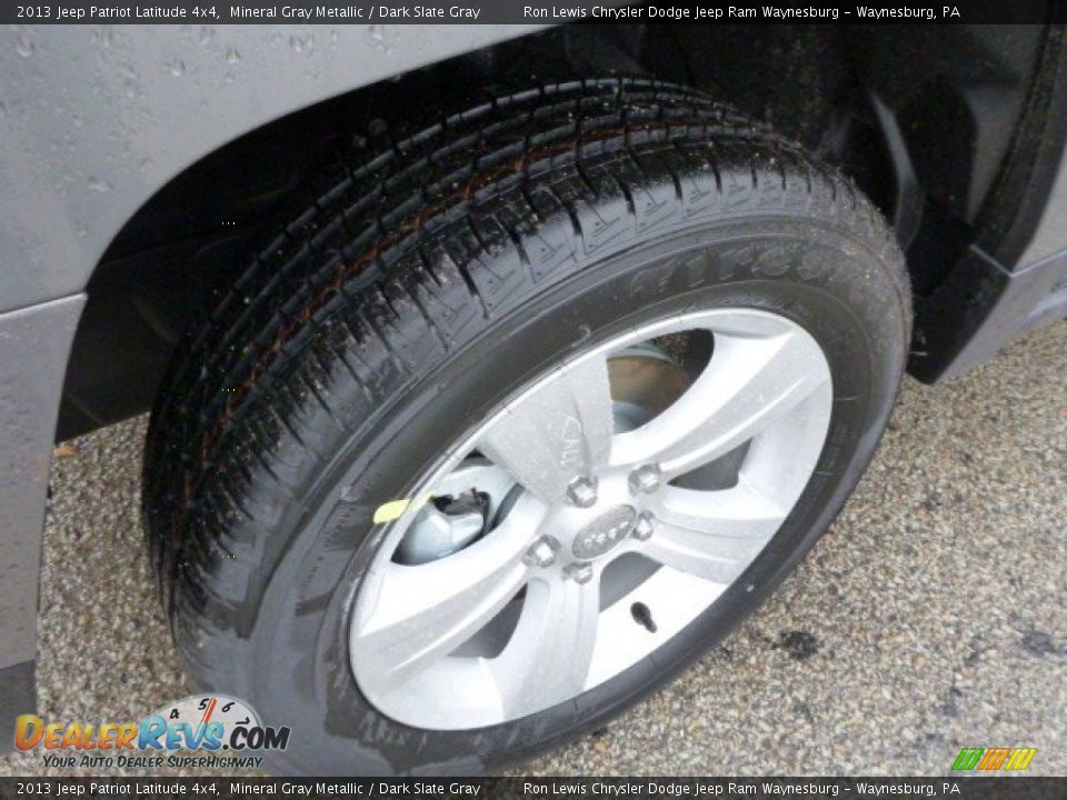 2013 Jeep Patriot Latitude 4x4 Mineral Gray Metallic / Dark Slate Gray Photo #11