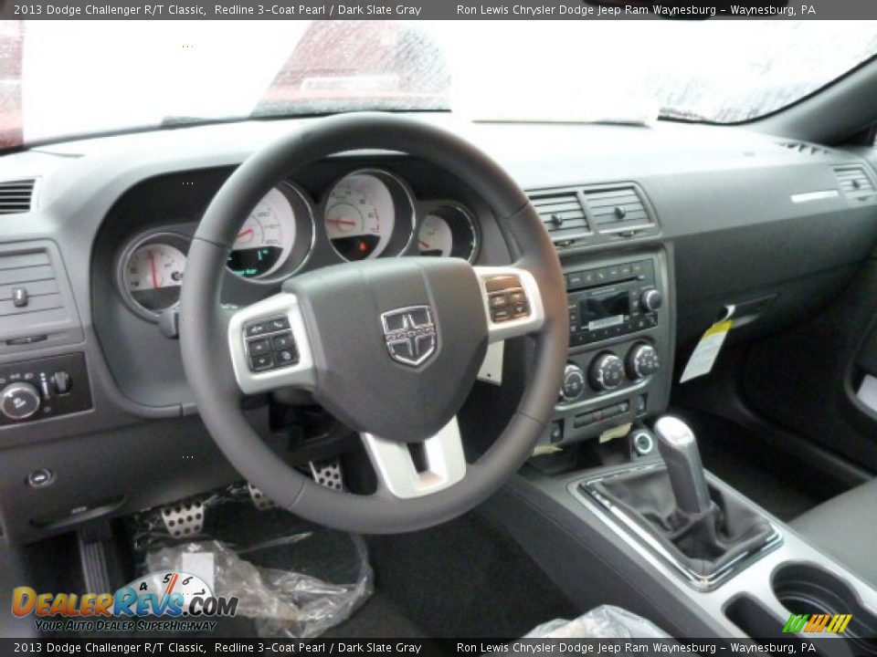 Dashboard of 2013 Dodge Challenger R/T Classic Photo #11