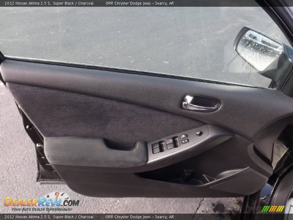 2012 Nissan Altima 2.5 S Super Black / Charcoal Photo #13