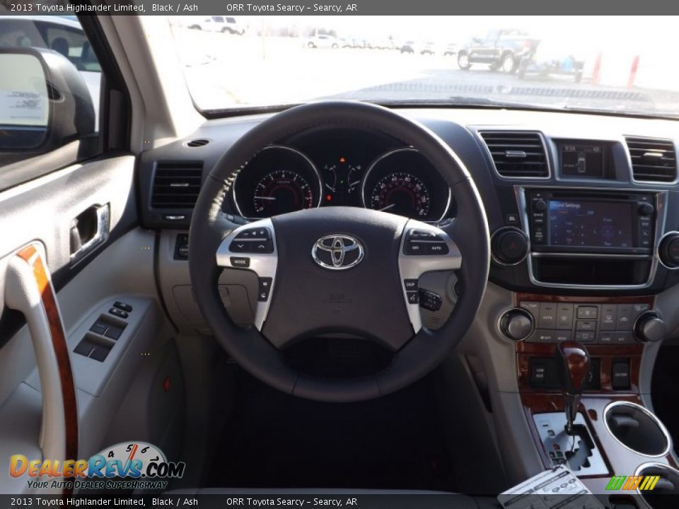 2013 Toyota Highlander Limited Black / Ash Photo #13