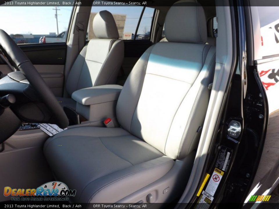 2013 Toyota Highlander Limited Black / Ash Photo #19