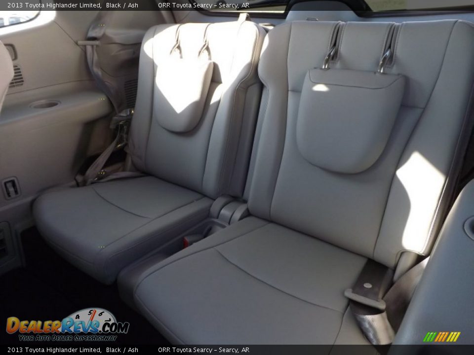 2013 Toyota Highlander Limited Black / Ash Photo #21