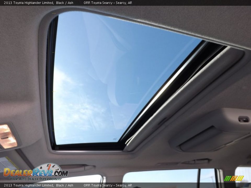 2013 Toyota Highlander Limited Black / Ash Photo #22