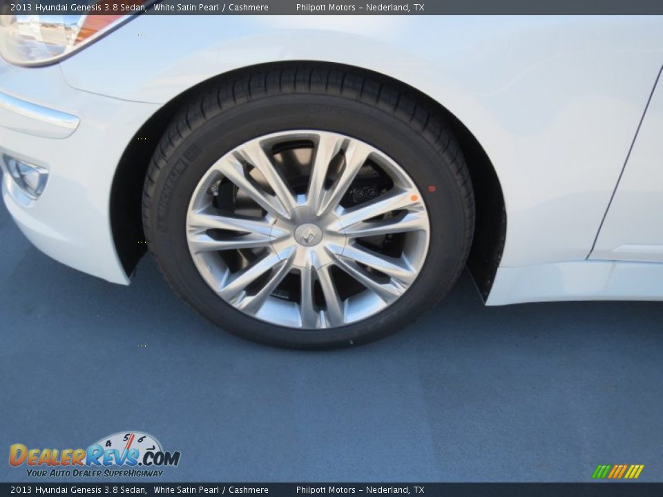 2013 Hyundai Genesis 3.8 Sedan White Satin Pearl / Cashmere Photo #10