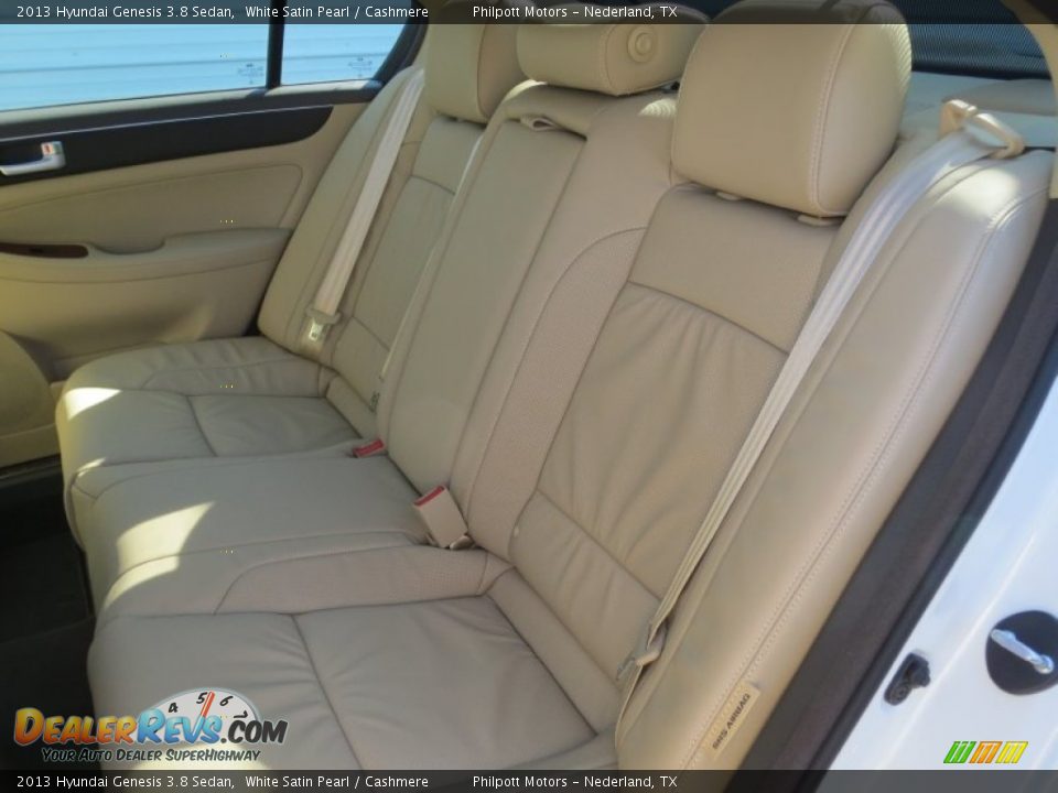 2013 Hyundai Genesis 3.8 Sedan White Satin Pearl / Cashmere Photo #18