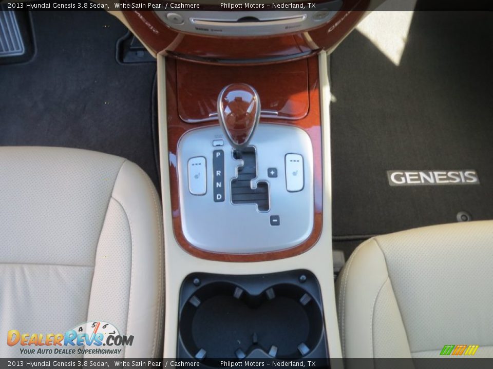 2013 Hyundai Genesis 3.8 Sedan White Satin Pearl / Cashmere Photo #31