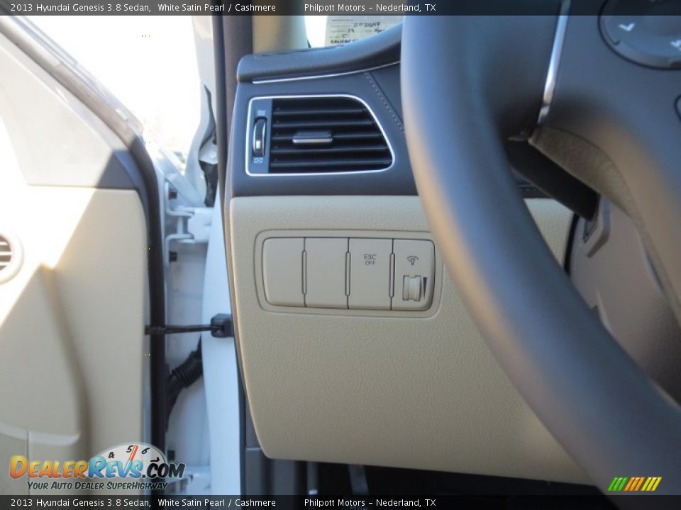 2013 Hyundai Genesis 3.8 Sedan White Satin Pearl / Cashmere Photo #36