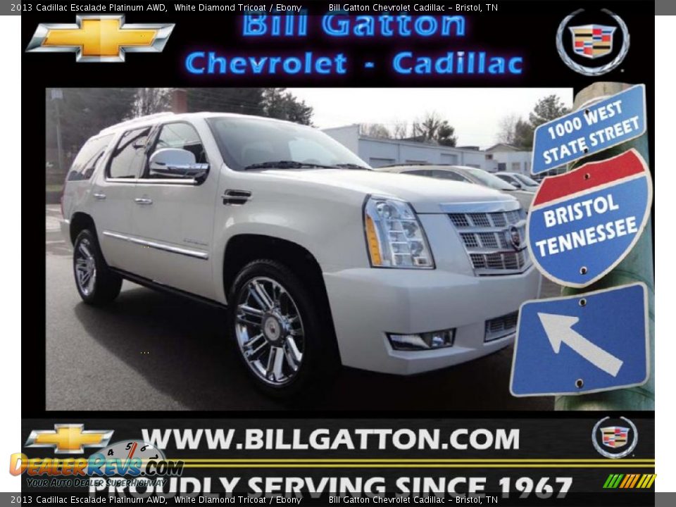 2013 Cadillac Escalade Platinum AWD White Diamond Tricoat / Ebony Photo #1