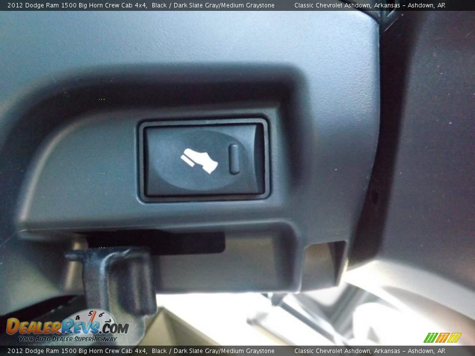 2012 Dodge Ram 1500 Big Horn Crew Cab 4x4 Black / Dark Slate Gray/Medium Graystone Photo #25