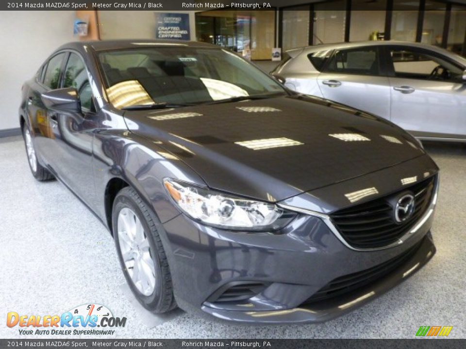 Front 3/4 View of 2014 Mazda MAZDA6 Sport Photo #7