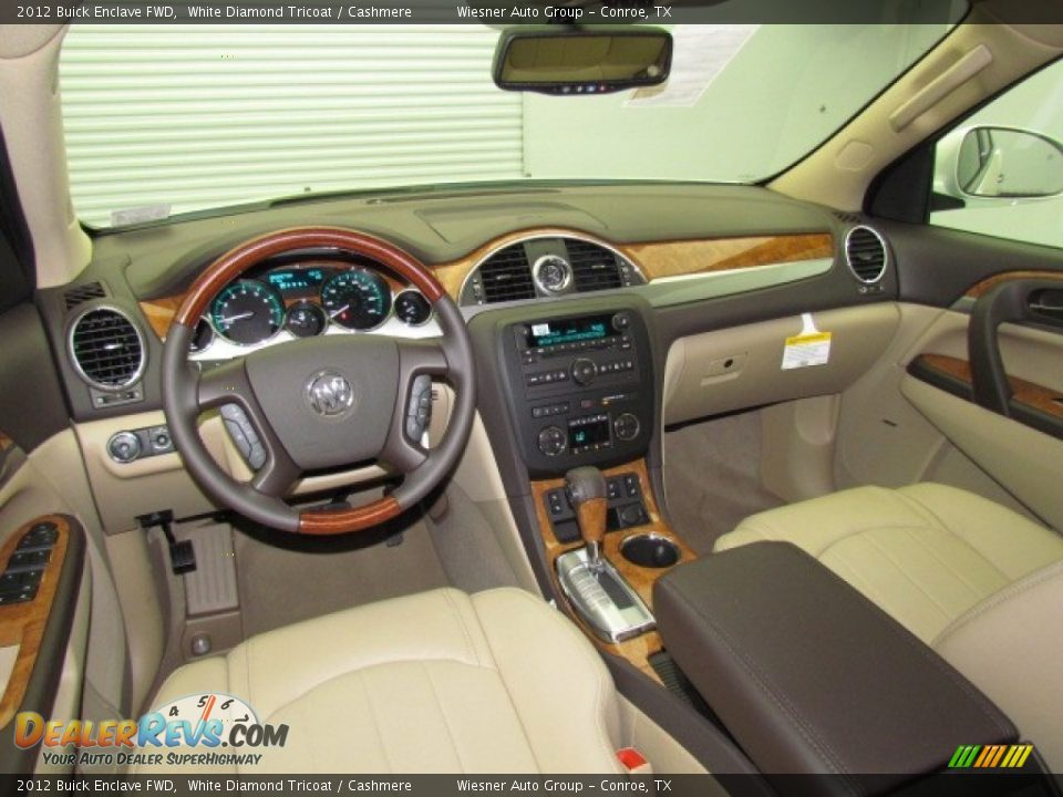 2012 Buick Enclave FWD White Diamond Tricoat / Cashmere Photo #4