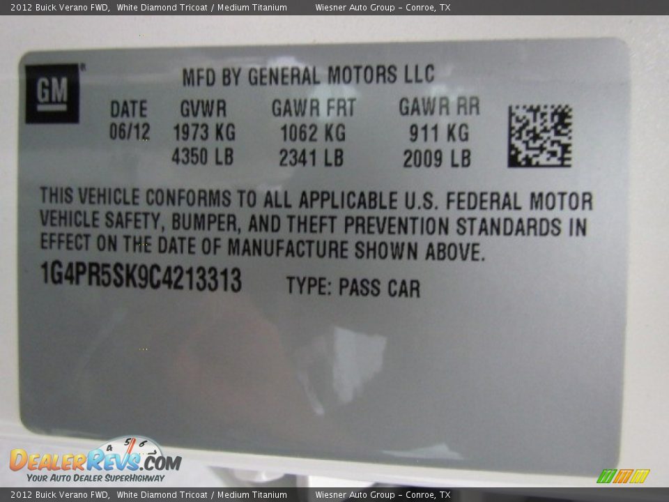 2012 Buick Verano FWD White Diamond Tricoat / Medium Titanium Photo #5