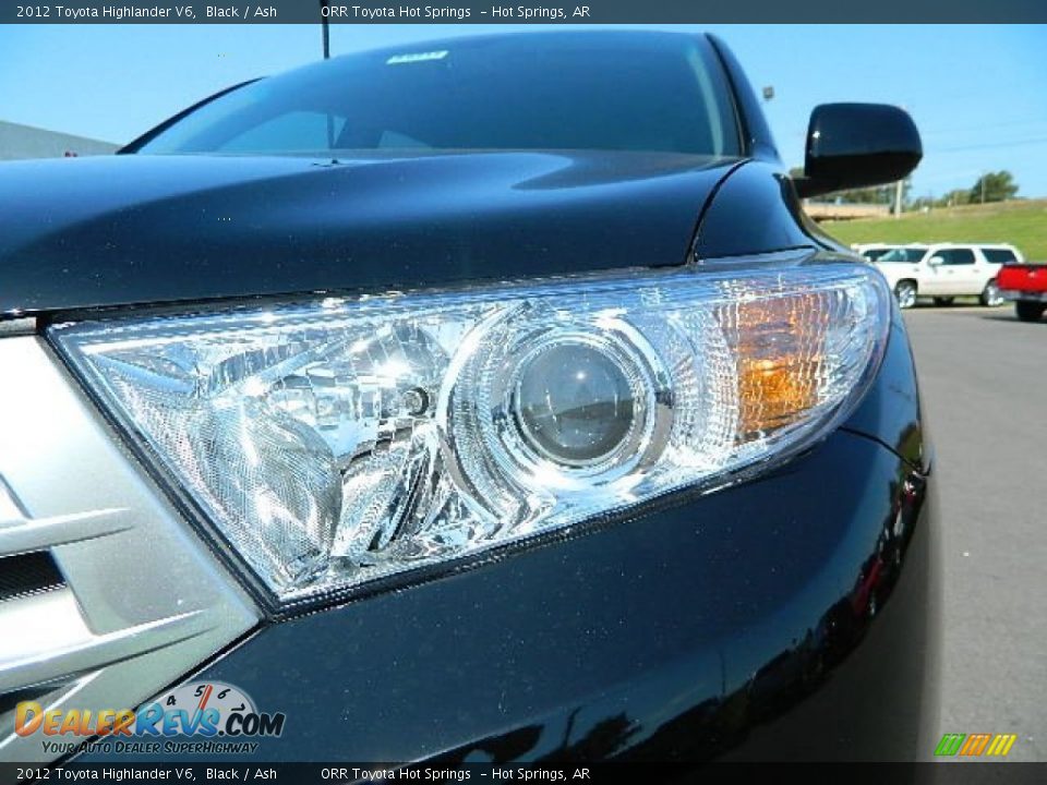 2012 Toyota Highlander V6 Black / Ash Photo #9